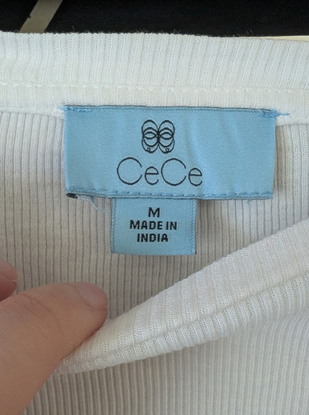 CeCe White Puff-Sleeve Short Sleeve Tee Size Medium - Picture 4 of 5